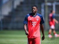 Fussball Regionalliga Bayern 26/27 FC Bayern Muenchen II - 1. FC Schweinfurt 1905