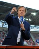 Fussball Supercup: Moderator Gerhard Delling