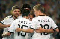 Fussball International  Testspiel: JUBEL nach dem TOR , Thomas MUELLER , Christian TRAESCH, Toni KROOS (v. li., Deutschland)