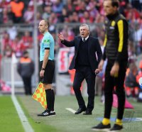 Fussball 1. Bundesliga Saison 2016/2017: FC Bayern Muenchen - Borussia Dortmund