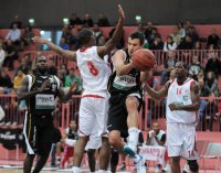 1. Basketball Bundesliga 2010/2011 Testspiel  Walter Tigers Tuebingen  - SIG Strasbourg