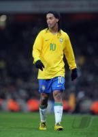 Fussball INTERNATIONAL  RONALDINHO (Brasilien)