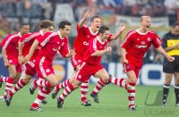 FUSSBALL CHAMPIONSLEAGUE FINALE 2000/2001: JUBEL FC Bayern Muenchen