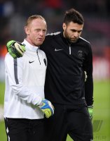 Fussball CHL  Saison 2014/2015: Torwart Salvatore Sirigu (Paris Saint-Germain)