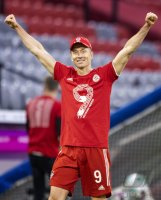 Fussball 1. Bundesliga Saison 20/21: JUBEL Meisterschaft FC Bayern Muenchen
