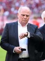 Fussball 1. Bundesliga Saison 17/18: FC Bayern Muenchen -  VfB Stuttgart