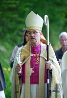 Maiandacht mit Lichterprozession mit Gnadenbild der Schmerzhaften Mutter vom Weggental