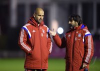 Fussball 1. Bundesliga Saison 14/15: Training FC Bayern Muenchen