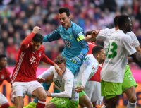 Fussball 1. Bundesliga Saison 16/17: FC Bayern Muenchen - VfL Wolfsburg