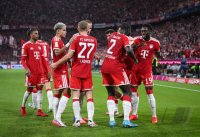 Fussball  1. Bundesliga 26/27 FC Bayern Muenchen - VfB Stuttgart
