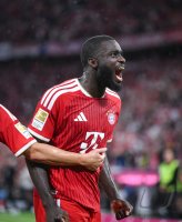 Fussball  1. Bundesliga 26/27 FC Bayern Muenchen - VfB Stuttgart
