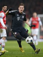 FUSSBALL INTERNATIONAL CHL ACHTELFINALE 12/13:  FC Arsenal London - FC Bayern Muenchen