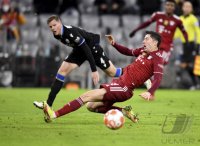 Fussball 1. Bundesliga Saison 21/22: FC Bayern Muenchen - Arminia Bielefeld