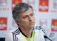 FUSSBALL International  COPA DEL REY  10/11:  Trainer Jose Mourinho (Real Madrid)