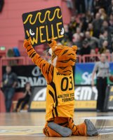Basketball  1. Bundesliga  12/13: Walter Tigers Tuebingen - Eisbaeren Bremerhaven