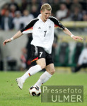 Fussball Deutschland, SCHWEINSTEIGER Einzelaktion am Ball