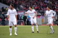 Fussball 1. Bundesliga : Mark van Bommel mit Martin Demichelis (v.li., FCB)