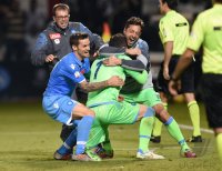 Fussball Supercoppa Italia Finale 2014 in Doha: JUBEL SSC Neapel