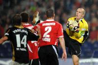 FUSSBALL 1. BUNDESLIGA: Hannover 96 - FC Energie Cottbus