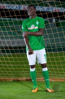 Fussball 1. Bundesliga, Saison 2012/2013, Werder Bremen: Joseph Akpalla im exklusiven Pressefoto ULMER Fotoshooting