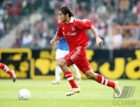 Fussball 1. Bundesliga: Bayern, SANTA CRUZ Einzelaktion