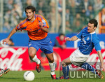 Fussball 1. Bundesliga: Bochum - Schalke, Zweikampf