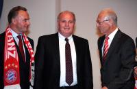 Fussball 1. Bundesliga : Jahreshauptversammlung FC Bayern Muenchen