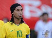 FUSSBALL  Olympia 2008   Viertelfinale  Maenner   Brasilien - Kamerun