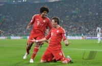 FUSSBALL INTERNATIONAL CHL VIERTELFINALE 12/13: Juventus Turin - FC Bayern Muenchen