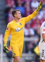 Fussball 1. Bundesliga Saison 17/18: FC Bayern Muenchen - SC Freiburg