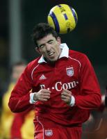 Fussball 1. Bundesliga: Bayern, MAKAAY Einzelaktion am Ball