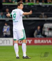 FUSSBALL CHAMPIONS LEAGUE:  VfL Wolfsburg, DZEKO