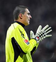 FUSSBALL 1. BUNDESLIGA: Koeln, MONDRAGON