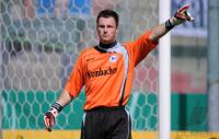 Fussball DFB Pokal: Torwart Dennis Eilhoff (Bielefeld)