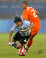 FUSSBALL  Olympia 2008  Peking  Viertelfinale Argentinien - Niederlande