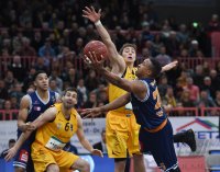 Basketball 1. Bundesliga 14/15 Hauptrunde:  Walter Tigers Tuebingen - Eisbaeren Bremerhaven