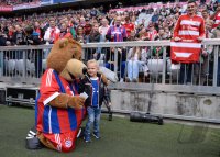 Fussball 1. Bundesliga Saison 14/15: FC Bayern Muenchen - Eintracht Frankfurt