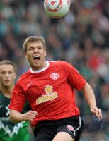 Fussball, 1. Bundesliga, Saison 2010/2011: Mainz, ZABAVNIK am Ball