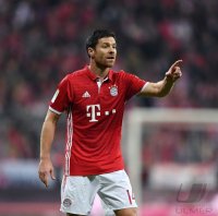 Fussball 1. Bundesliga Saison 16/17: FC Bayern Muenchen - Borussia Moenchengladbach