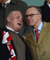 Fussball International CHL Saison 13/14: Arsenal London - FC Bayern Muenchen