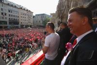 Fussball: FC Bayern feiert zum Saisonabschluss auf dem Marienplatz