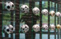 FUSSBALL International  FIFA  WM Baelle