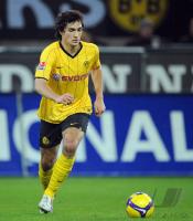 FUSSBALL 1. BUNDESLIGA: Dortmund, HUMMELS Einzelaktion