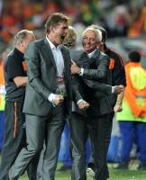 FUSSBALL WM 2010, VIERTELFINALE: Holland - Brasilien