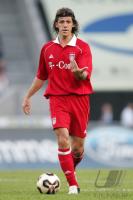 Fussball 1. Bundesliga: FCB, DEMICHELIS Einzelaktion am Ball