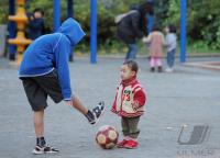 Fussball International FIFA Club Kinder spielen Fussball

