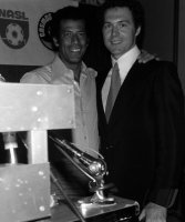 Fussball: Carlos Alberto und Franz Beckenbauer (beide, Cosmos New York)