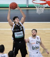 Basketball  1. Bundesliga  10/11   Walter Tigers Tuebingen - LTi Giessen 46ers