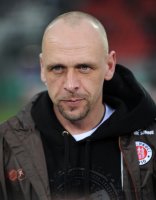 Fussball: 1. Bundesliga Saison 2010/2011: St. Pauli - Stuttgart
