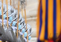 Rom; Papst Franziskus I. spricht den Urbi Et Orbi Segen